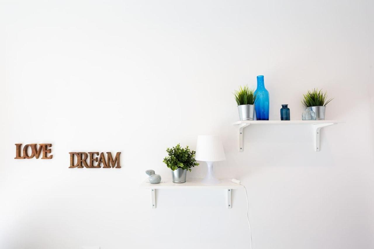 Apartment Via Padova 151 Milan Bagian luar foto